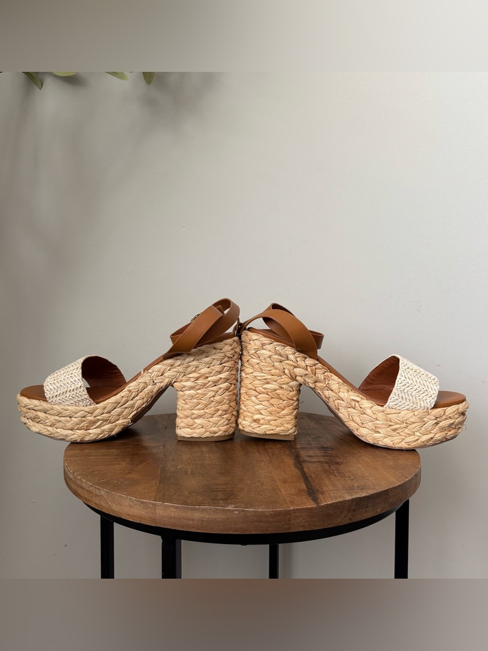 Lulus Chunky Platform Sandals Heels 8.5 - Picture 2 of 7